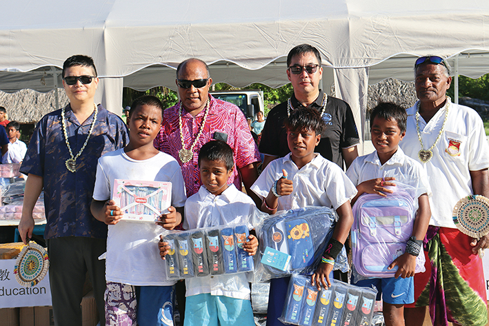 太平洋小島嶼上，有一所“中國中鐵”小學(xué)