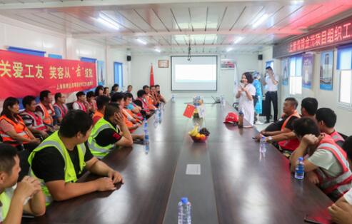“小病挺，大病拖” 農(nóng)民工的健康保障如何破題？