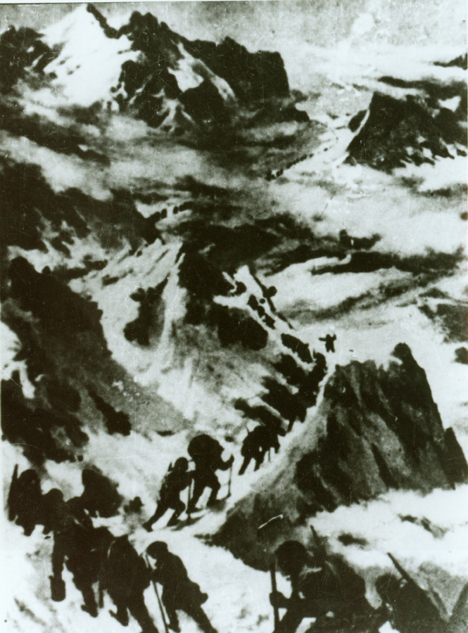 ↑資料圖片：紅軍過打鼓山。（圖片由陸軍第16集團(tuán)軍某紅軍團(tuán)提供）