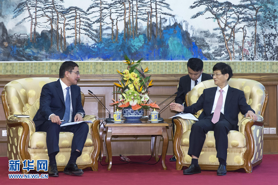 7月19日，中共中央政治局委員、中央政法委書記孟建柱在北京會(huì)見烏茲別克斯坦副總理庫(kù)奇卡羅夫。 新華社記者崔新鈺攝