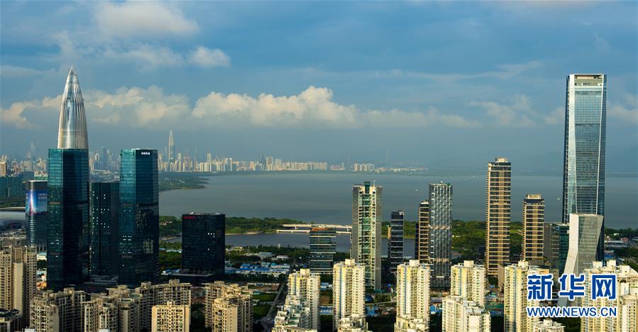 (新華全媒頭條·百城百縣百企調(diào)研行·圖文互動)(10)從“深圳速度”到“中國高度”——深圳經(jīng)濟(jì)特區(qū)創(chuàng)新發(fā)展紀(jì)實(shí)