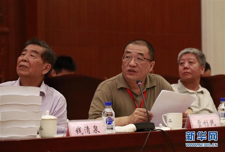 （弘揚(yáng)民族精神、奮斗精神·圖文互動(dòng)）“核心技術(shù)只能一步一個(gè)腳印干出來”——記中國高鐵領(lǐng)軍人物之一賈利民