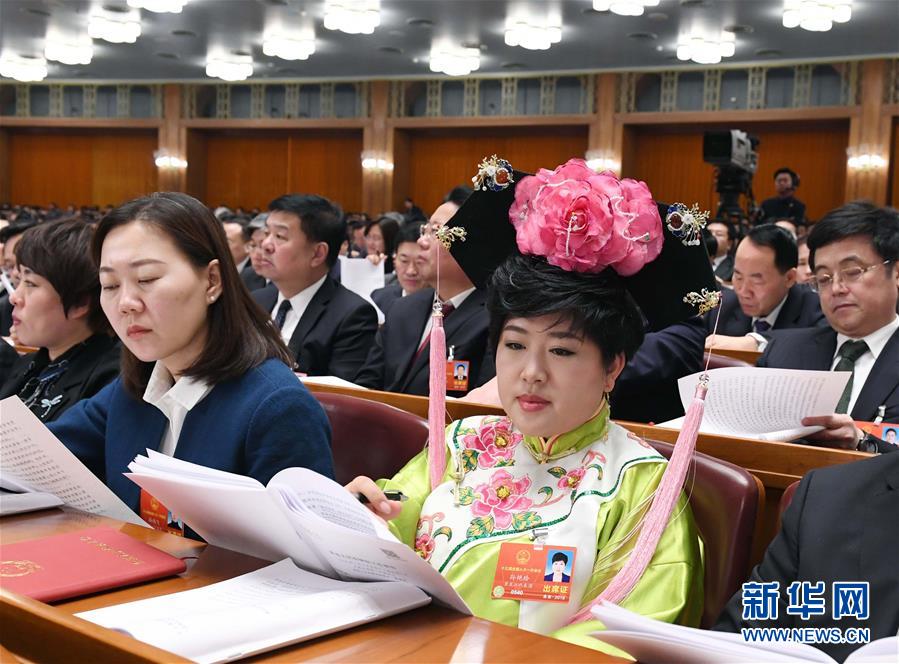 （兩會·基層代表履職故事）（1）全國人大代表孫艷玲：做好非遺事業(yè)，讓古老技藝活起來