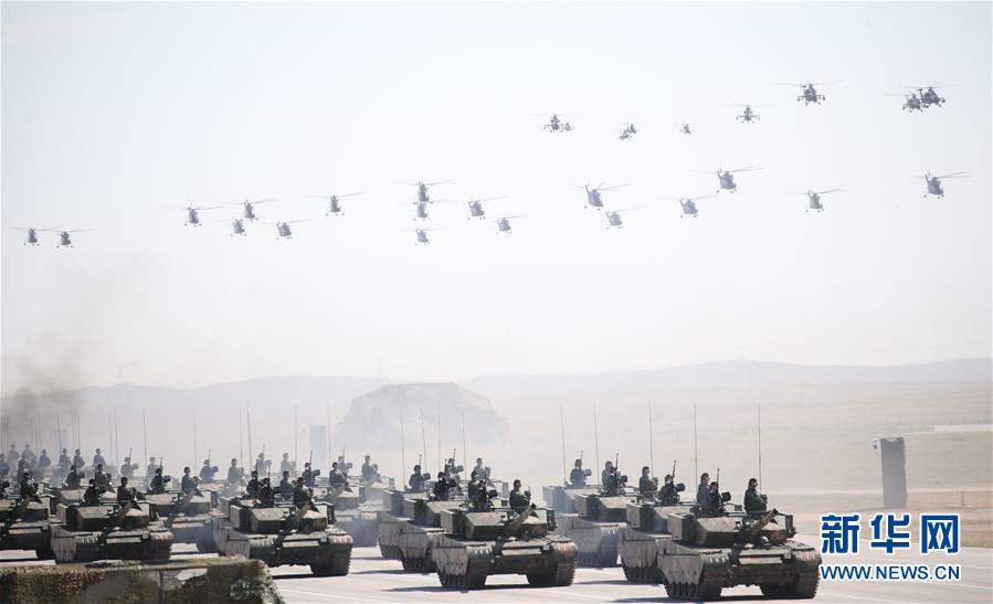 （新華全媒頭條·強(qiáng)軍思想引領(lǐng)新征程·圖文互動(dòng)）（6）那一刻，我們光榮接受檢閱