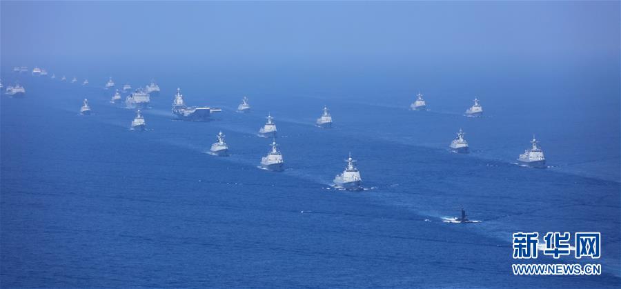 （新華全媒頭條·強(qiáng)軍思想引領(lǐng)新征程·圖文互動(dòng)）（9）那一刻，我們光榮接受檢閱