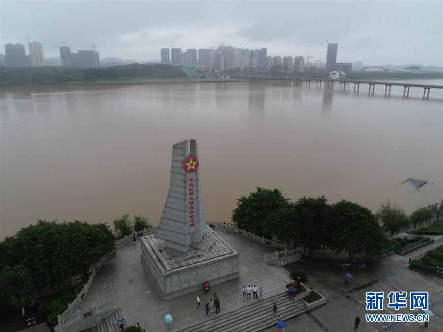 （新華全媒頭條·壯麗70年·奮斗新時(shí)代——共和國發(fā)展成就巡禮·圖文互動）（4）不渝的初心 壯麗的答卷——革命老區(qū)江西70年發(fā)展巡禮