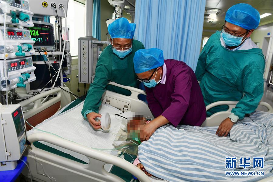 （新華全媒頭條·圖文互動）（12）有一絲希望，就盡百倍努力——貴州水城“7·23”特大山體滑坡72小時救援紀實