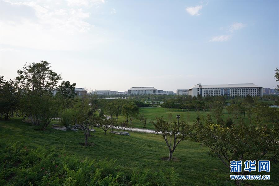 (壯麗70年·奮斗新時代——共和國發(fā)展成就巡禮·圖文互動)(2)千年古城崛起大國首都——北京70年跨越式發(fā)展紀(jì)實(shí)