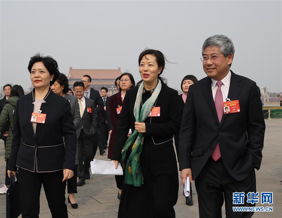 （兩會(huì)·政協(xié)開幕）（1）全國(guó)政協(xié)十三屆二次會(huì)議開幕