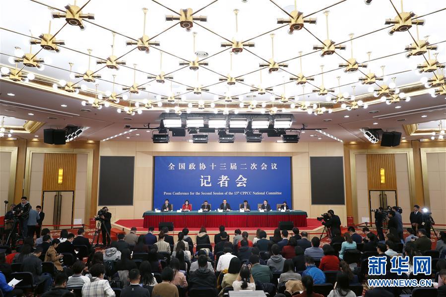 （兩會）（2）政協(xié)委員談優(yōu)化營商環(huán)境、促進民營經濟高質量發(fā)展