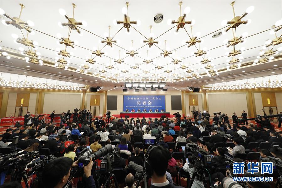 （兩會(huì)·XHDW）（9）政協(xié)委員談優(yōu)化營(yíng)商環(huán)境、促進(jìn)民營(yíng)經(jīng)濟(jì)高質(zhì)量發(fā)展