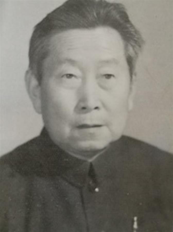 （為了民族復興·英雄烈士譜·圖文互動）鄧國忠：能扛槍桿子、擅拿筆桿子的公安烈士