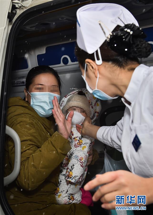 （聚焦疫情防控·圖文互動）（1）“等奇奇長大了，一定帶她再來北京”——北京9個月患兒出院記