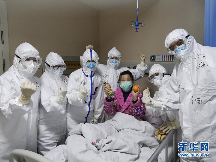 （在習(xí)近平新時代中國特色社會主義思想指引下——新時代新作為新篇章·習(xí)近平總書記關(guān)切事·圖文互動）（10）不放松！——各地努力抓緊抓實抓細疫情防控