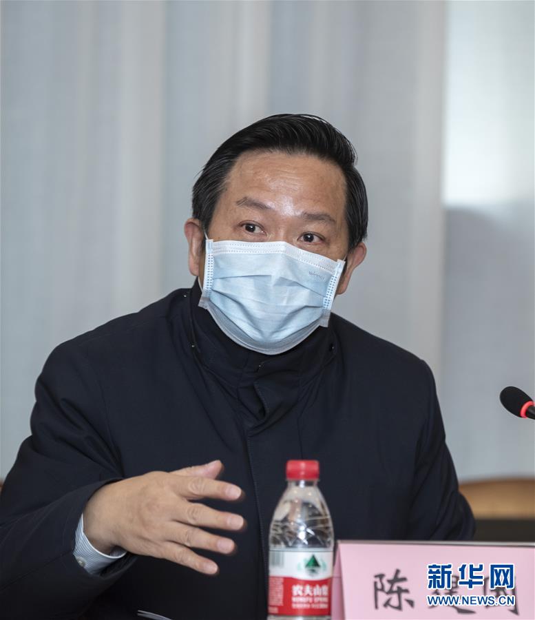 （聚焦疫情防控·圖文互動(dòng)）（2）急防控所急，沖鋒勇向前——華中科技大學(xué)以科研攻關(guān)推動(dòng)疫情防控救治觀察