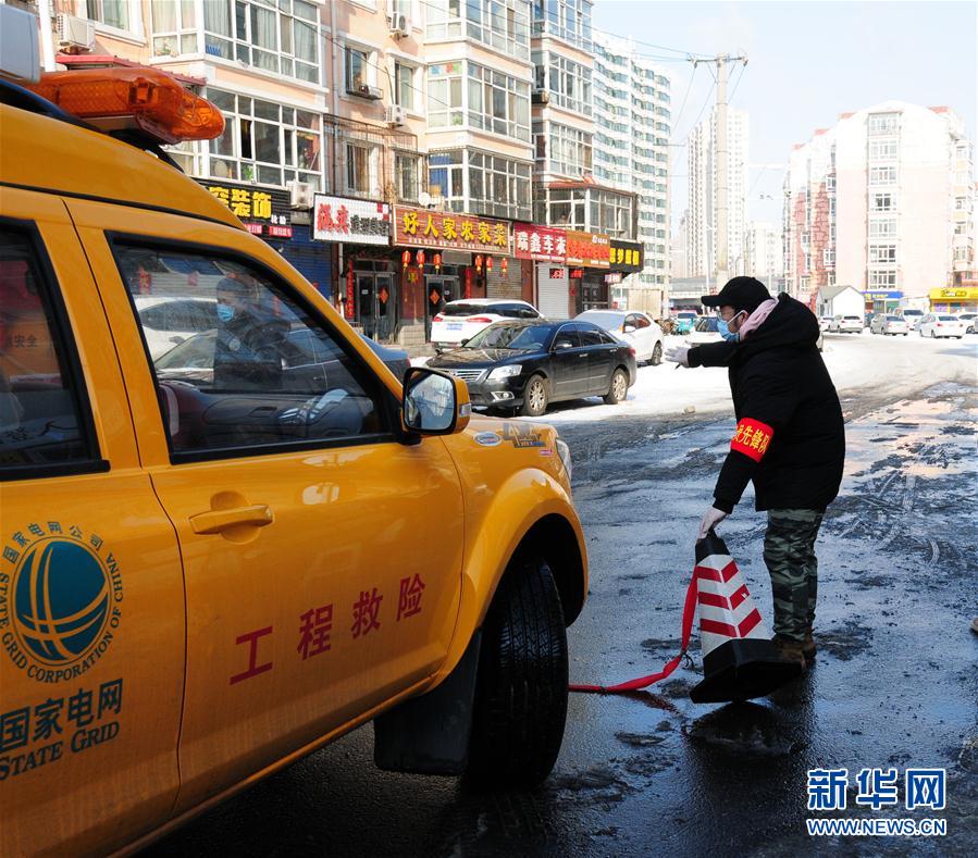 （聚焦疫情防控·圖文互動）（3）不知你是誰，知你為了誰——社區(qū)戰(zhàn)“疫”志愿者群像