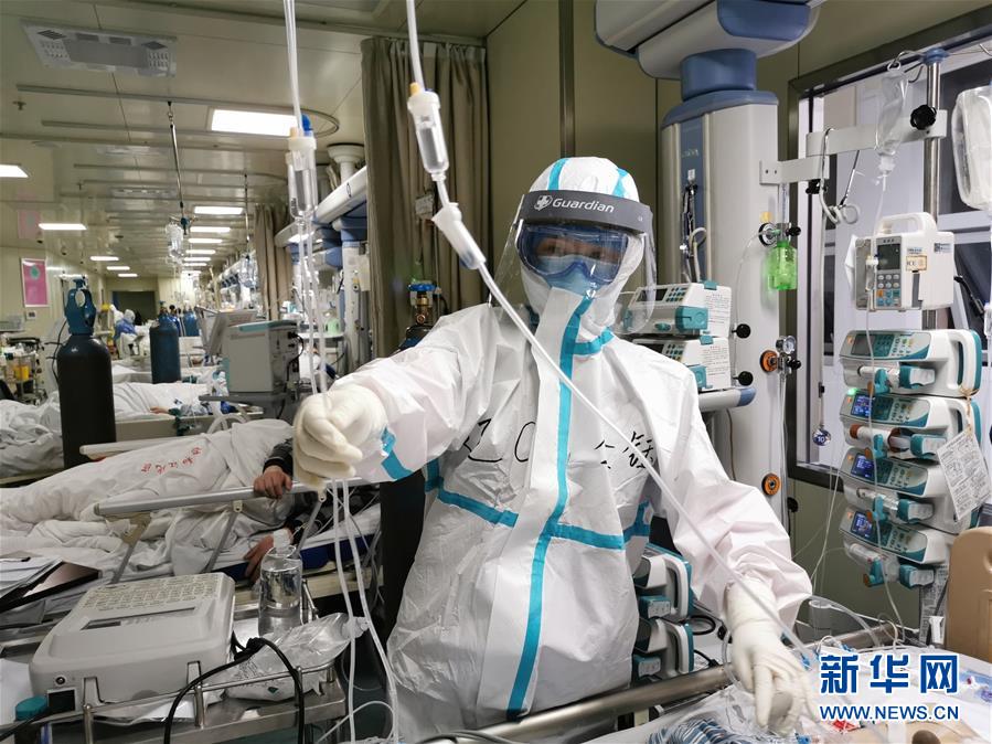 （一線抗疫群英譜·圖文互動(dòng)）（3）生命之光，溫暖“無面之交”——記抗疫一線重癥監(jiān)護(hù)室90后護(hù)士金鈺 