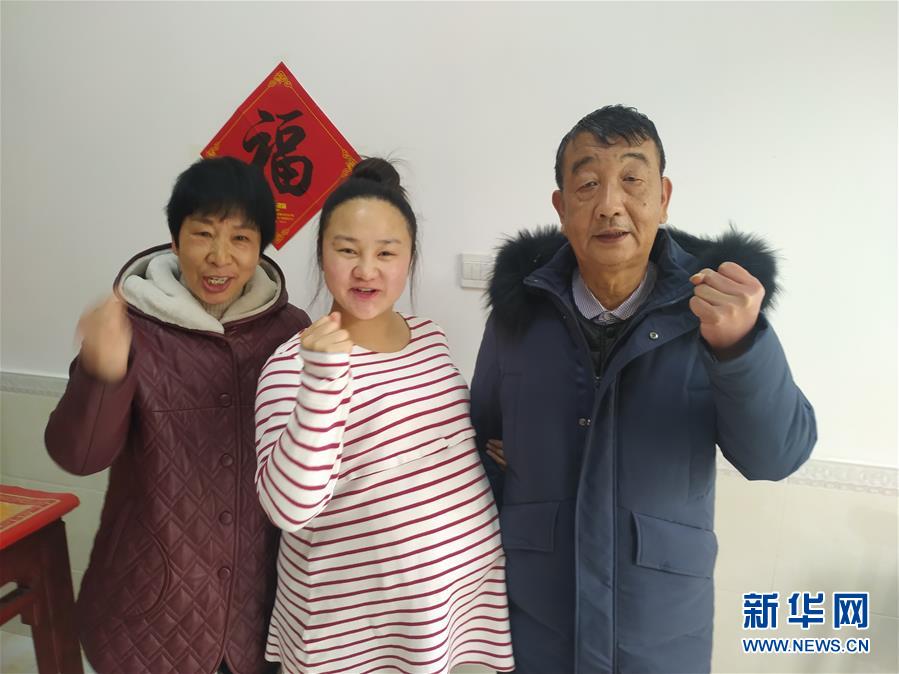 （一線抗疫群英譜·圖文互動）（4）羅文浩：“女兒，你的名字里有溫暖，有榮光！”