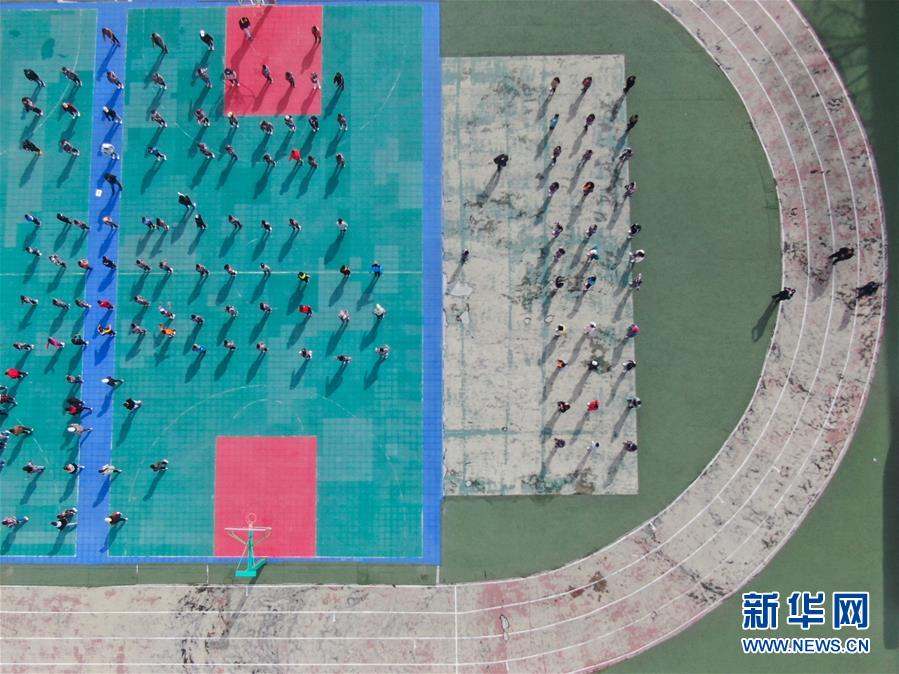 （新華全媒頭條·圖文互動(dòng)）（10）三江之源見(jiàn)證中國(guó)奇跡——寫在玉樹(shù)地震10周年之際