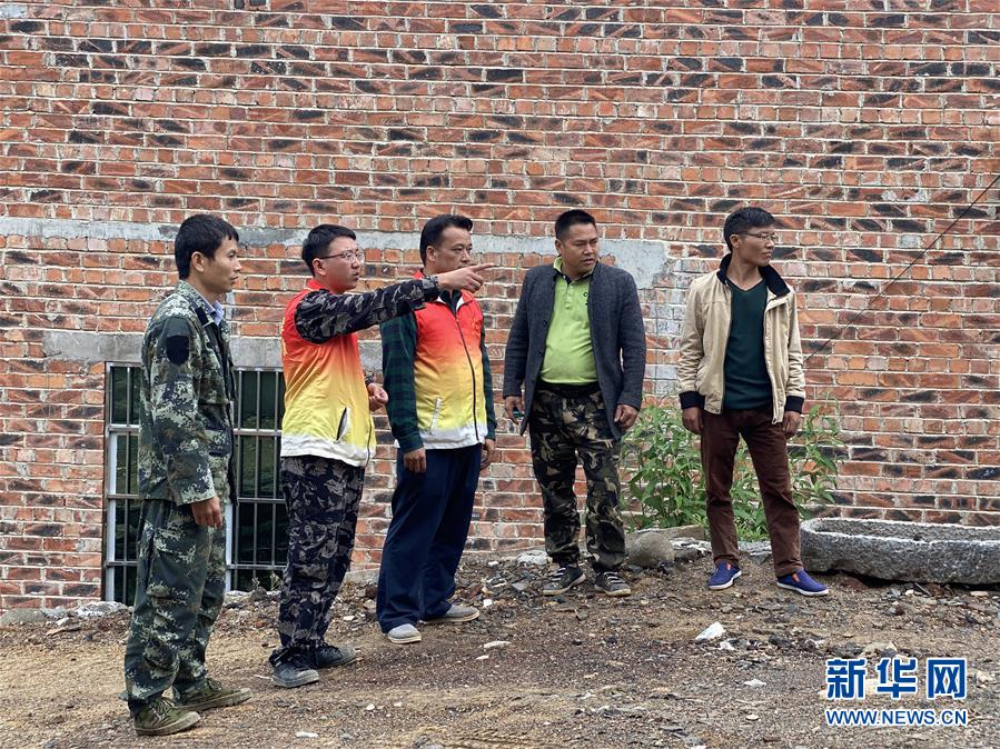 （在習(xí)近平新時(shí)代中國特色社會(huì)主義思想指引下——新時(shí)代新作為新篇章·習(xí)近平總書記關(guān)切事·圖文互動(dòng)）（5）青春做伴，西部放歌——走近扎根西部建設(shè)邊疆的大學(xué)生們