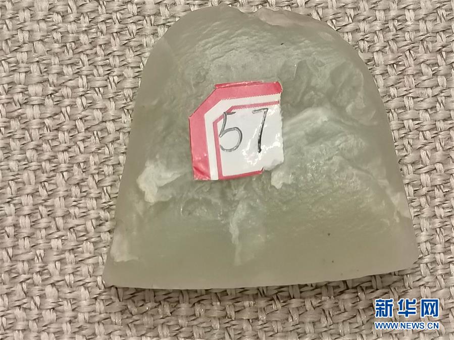 （文化視點(diǎn)·聽文物講故事·圖文互動(dòng)）（1）豪橫！古人扛著玉斧在羅布泊打獵