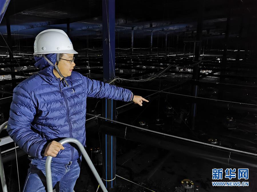 （青春的夢(mèng)想 青春的奮斗·圖文互動(dòng)）（2）年輕，就要無(wú)悔擔(dān)當(dāng)——青春在奉獻(xiàn)中閃光