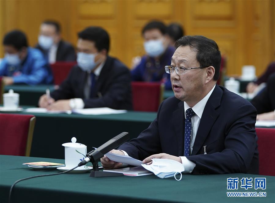 （新華全媒頭條·圖文互動）（9）從人民中汲取磅礴力量——習近平總書記同出席2020年全國兩會人大代表、政協(xié)委員共商國是紀實