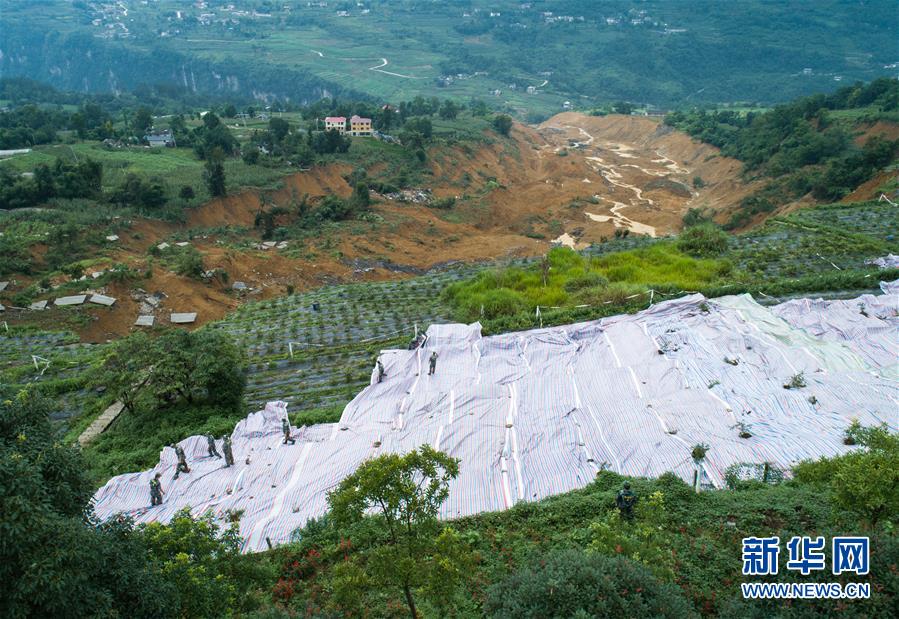 （在習(xí)近平新時代中國特色社會主義思想指引下——新時代新作為新篇章·習(xí)近平總書記關(guān)切事·圖文互動）（7）戰(zhàn)疫魔,斗洪魔——湖北全力應(yīng)對防疫、防汛疊加“雙考”