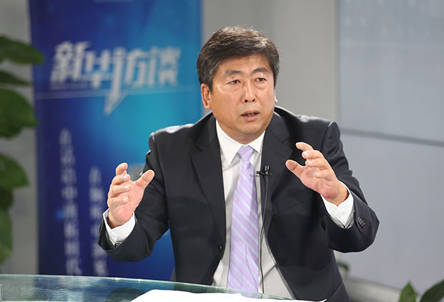 最根本的就是錢從哪里來(lái)、人往哪里去。