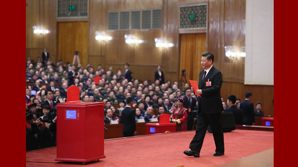 習(xí)近平當(dāng)選國(guó)家主席、中央軍委主席