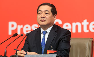 山東省經(jīng)濟(jì)和信息化委員會(huì)黨組書記、主任錢煥濤
