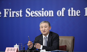 國(guó)資委副秘書長(zhǎng)、新聞發(fā)言人彭華崗