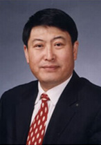 王振國(guó)：首屆“中國(guó)十大杰出青年“、北京振國(guó)腫瘤研究中心主任