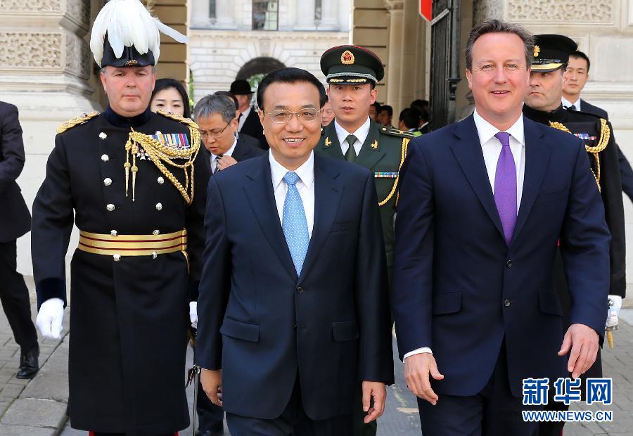 6月17日，中國國務院總理李克強在倫敦唐寧街10號首相府同英國首相卡梅倫舉行中英總理年度會晤。新華社記者 龐興雷 攝