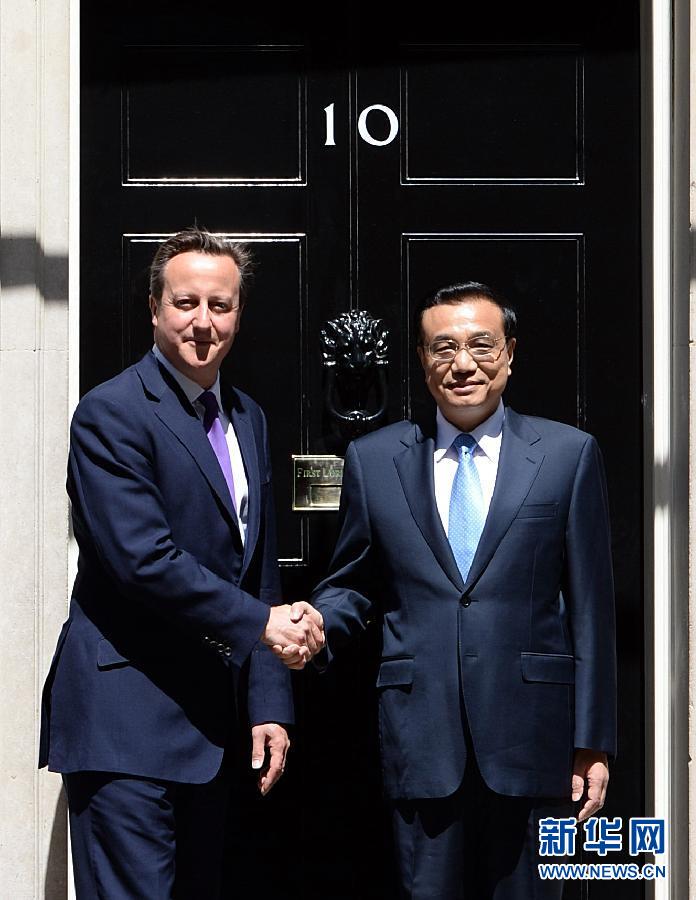 6月17日，國務院總理李克強在倫敦唐寧街10號首相府同英國首相卡梅倫舉行中英總理年度會晤。新華社記者 李濤 攝
