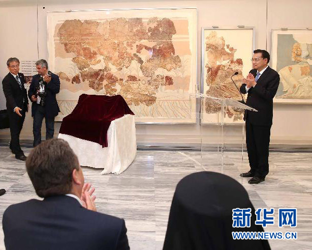 6月21日，國(guó)務(wù)院總理李克強(qiáng)與希臘總理薩馬拉斯共同出席希臘伊拉克利翁博物館新館開(kāi)館儀式并發(fā)表講話(huà)。 新華社記者 龐興雷 攝 