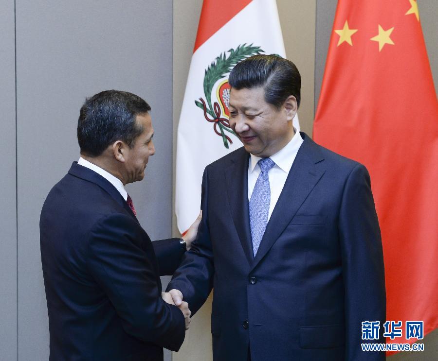 7月16日，國家主席習(xí)近平在巴西首都巴西利亞會(huì)見秘魯總統(tǒng)烏馬拉。新華社記者 劉建生 攝 