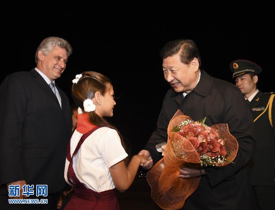 當(dāng)?shù)貢r(shí)間7月21日晚9時(shí)許，國(guó)家主席習(xí)近平乘坐的專機(jī)抵達(dá)哈瓦那何塞·馬蒂國(guó)際機(jī)場(chǎng)，開始對(duì)古巴進(jìn)行國(guó)事訪問。新華社記者李學(xué)仁攝