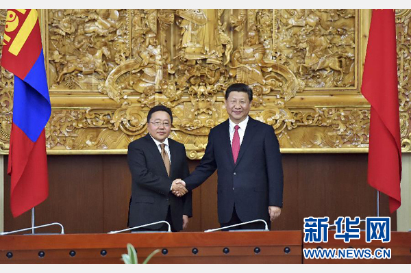 8月21日，國家主席習(xí)近平在烏蘭巴托同蒙古國總統(tǒng)額勒貝格道爾吉舉行會談。 新華社記者 李濤 攝 