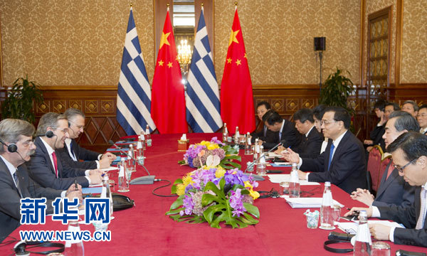 10月16日，中國國務院總理李克強在意大利米蘭會見希臘總理薩馬拉斯。 新華社記者 謝環(huán)馳 攝