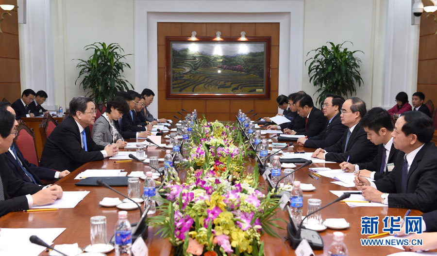 12月25日至27日，中共中央政治局常委、全國(guó)政協(xié)主席俞正聲對(duì)越南進(jìn)行正式訪問(wèn)。這是12月26日，俞正聲在河內(nèi)與越南祖國(guó)陣線主席阮善仁舉行會(huì)談。 新華社記者馬占成攝