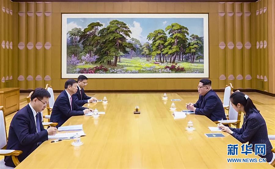 （新華網(wǎng)）金正恩會見中聯(lián)部部長、中國藝術(shù)團(tuán)團(tuán)長宋濤 