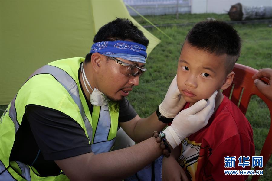 （國(guó)際·圖文互動(dòng)）（1）災(zāi)難面前，中印尼兩國(guó)人民的心更近了——中國(guó)積極支援印尼救災(zāi)紀(jì)實(shí)