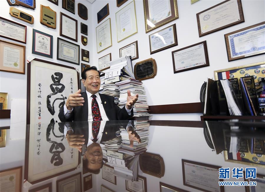 （國際·圖文互動）（3）專訪：“中國共產(chǎn)黨做對了！”——訪美籍華裔刑事鑒識專家李昌鈺