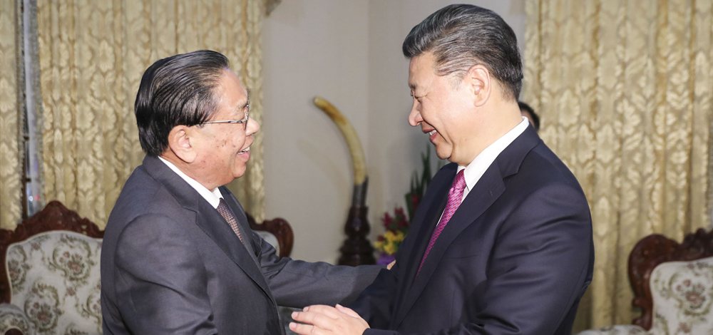 習(xí)近平會(huì)見(jiàn)老撾人民革命黨中央委員會(huì)前總書記、前國(guó)家主席朱馬里